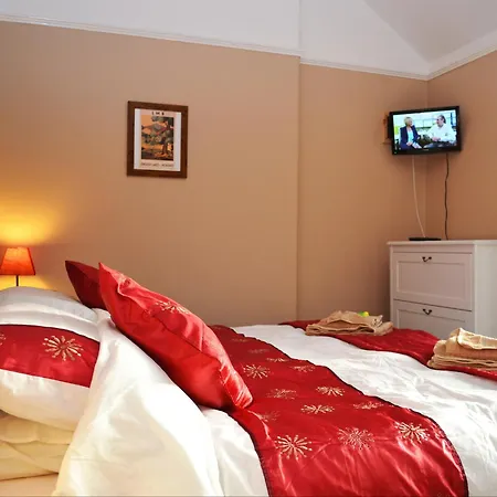 Riverbank Casa de Férias