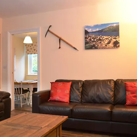 Riverbank Holiday home