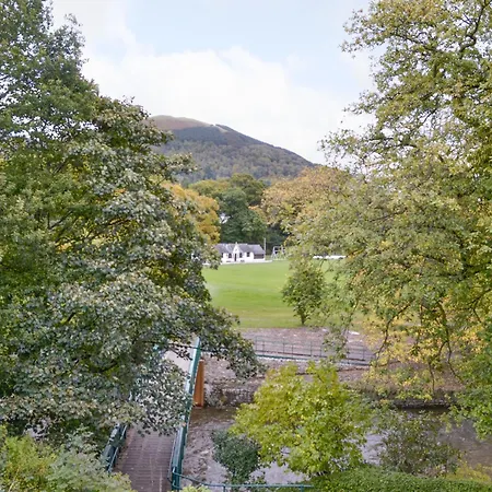 Riverbank Keswick (Cumbria)